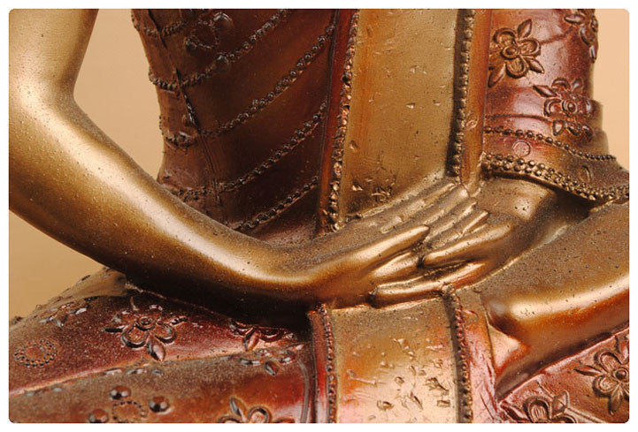 Meditating Thai style Buddha