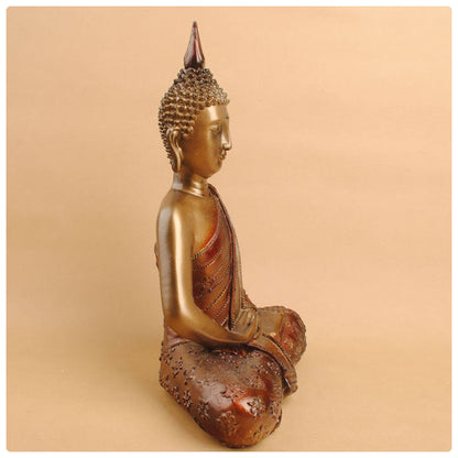 Meditating Thai style Buddha