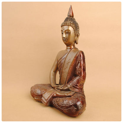 Meditating Thai style Buddha